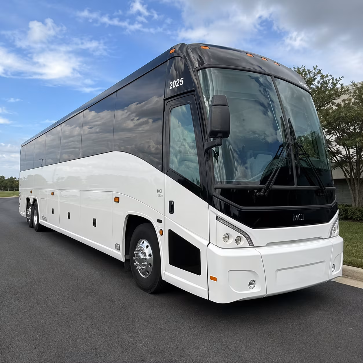 charter buses to colonial williamsburg and jamestown settlement