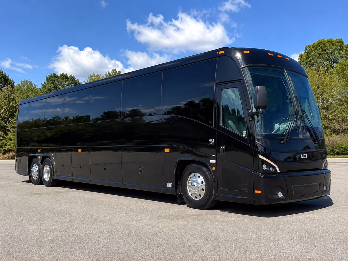 charter buses to harbor park for norfolk tides games