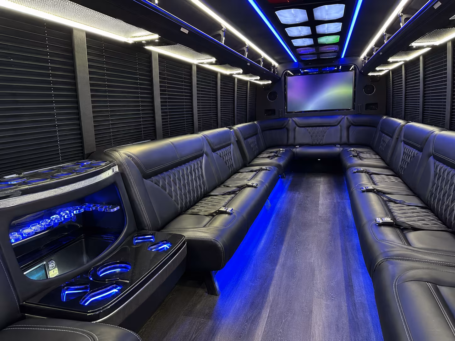 portsmouth 20 passenger party bus inside