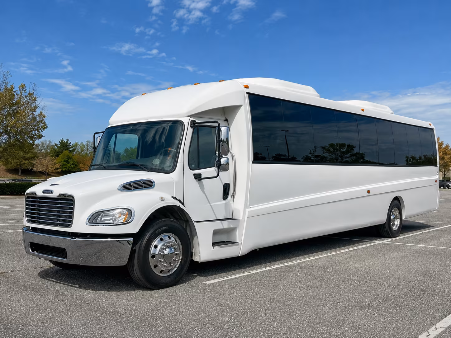 portsmouth 30 passenger party bus