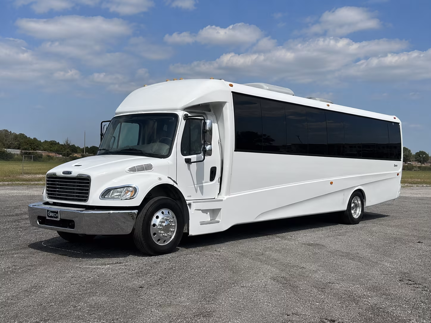 portsmouth 50 passenger party bus