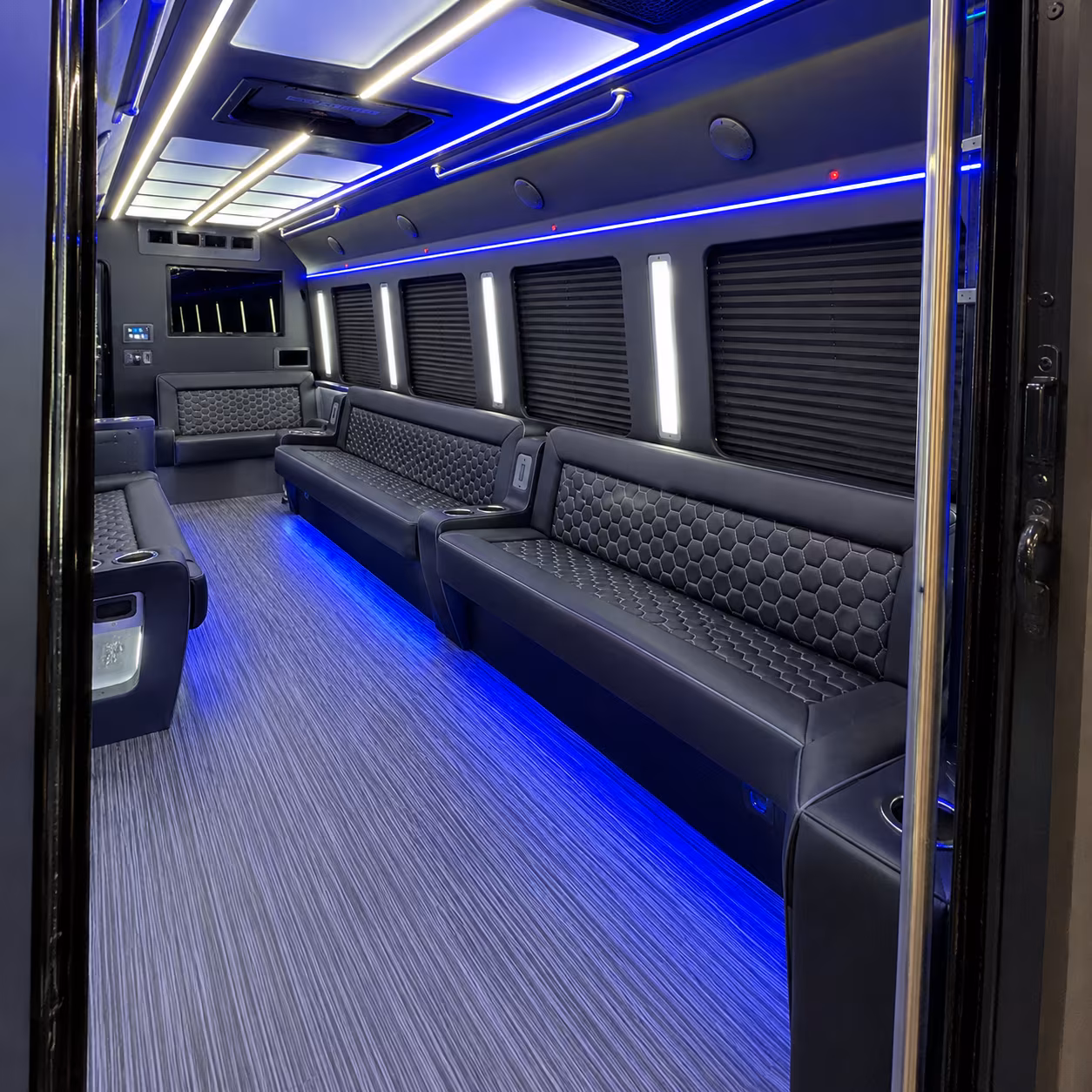 portsmouth new years eve party bus rental